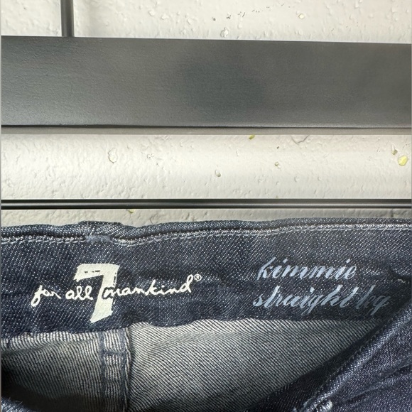 EUC‎ 7 for all mankind Women’s dark wash Kimmie Straight leg denim jeans 30x34 - Picture 6 of 8